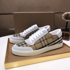 Burberry Low Shoes